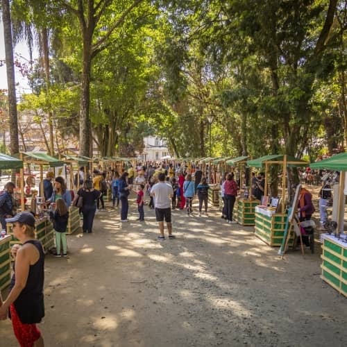 Artisan Markets & Food Stalls