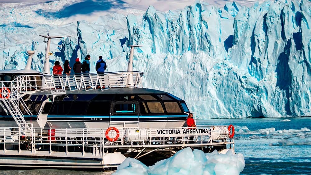 Glacier Boat Tour