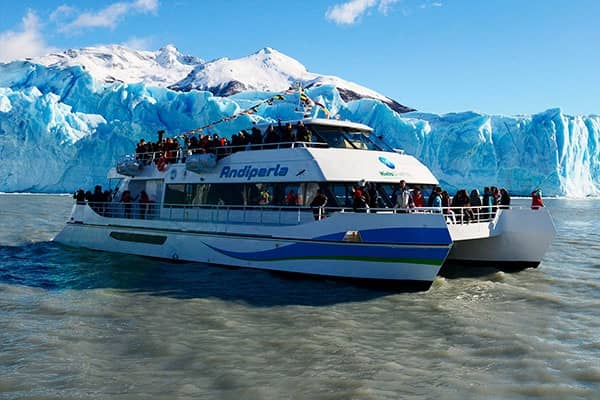Glacier Boat Tour