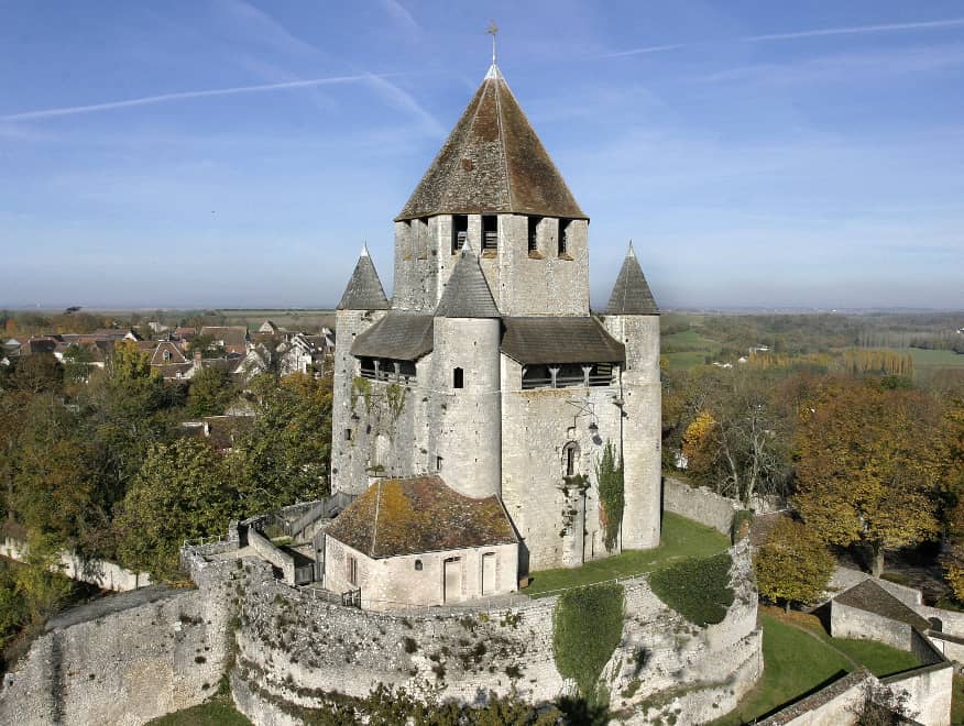 César Tower