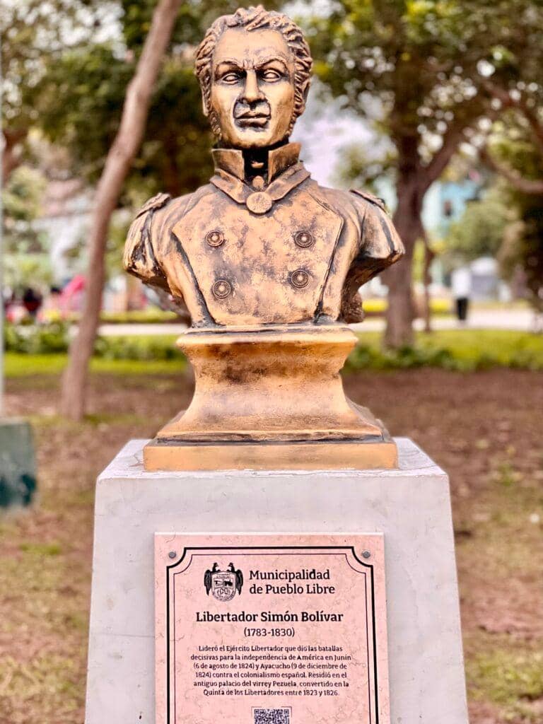 Commemorative Plaques & Statues