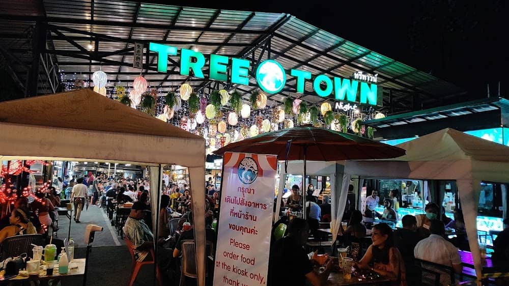 Local Crafts and Souvenirs