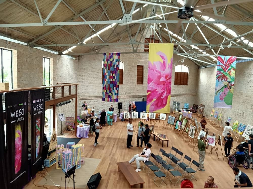 Exhibitions & Performances