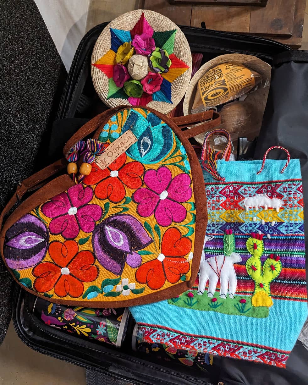 Unique Finds & Crafts