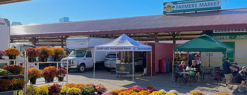 Artisan Crafts & Flowers