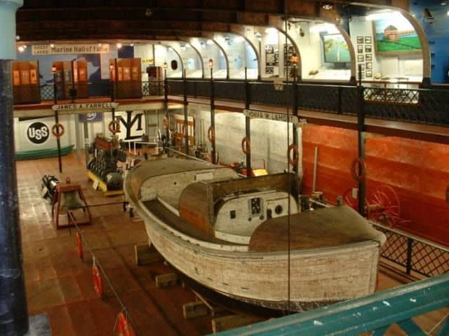 Maritime Artifacts & Exhibits