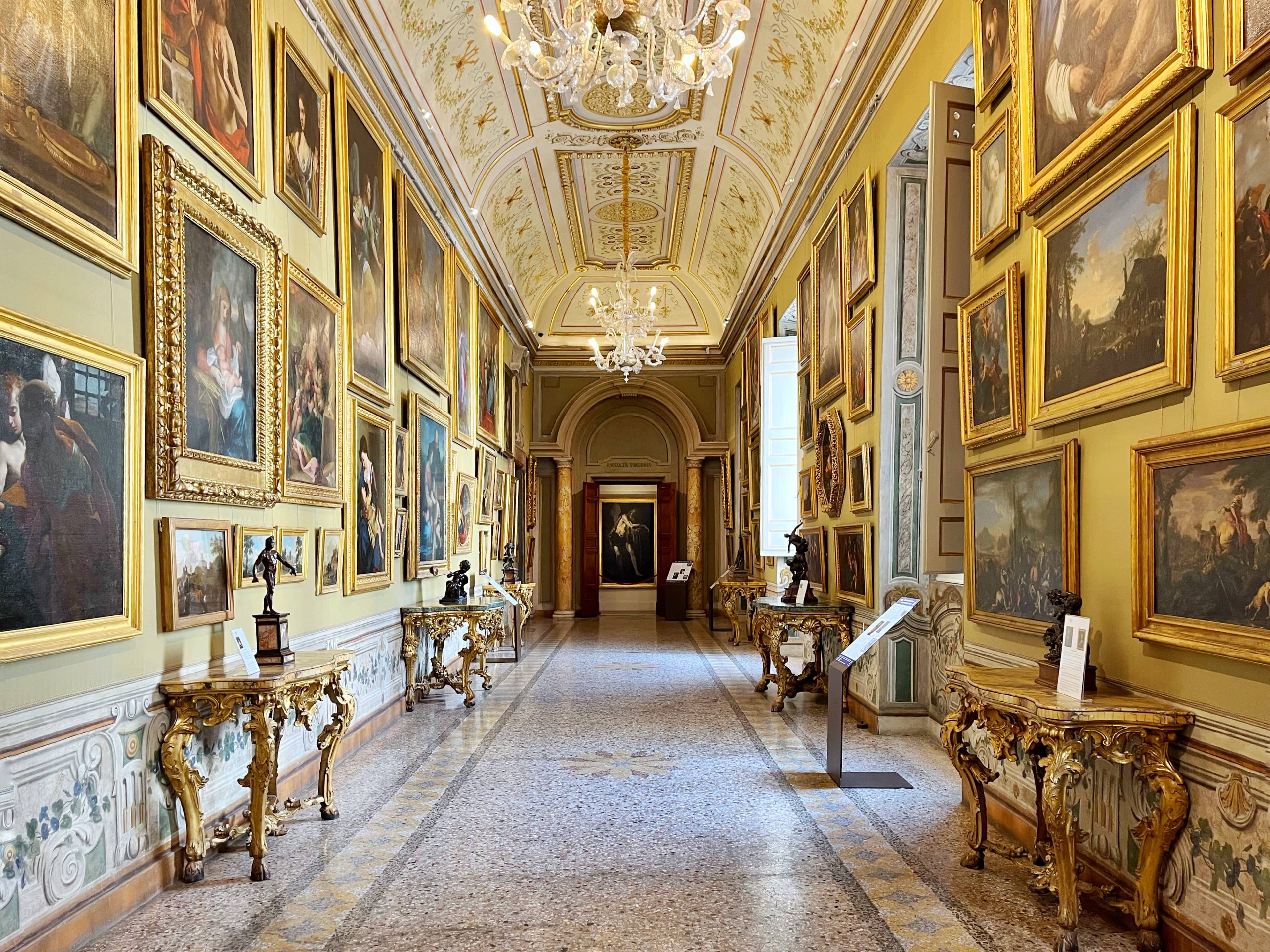 Elegant Palace Interiors