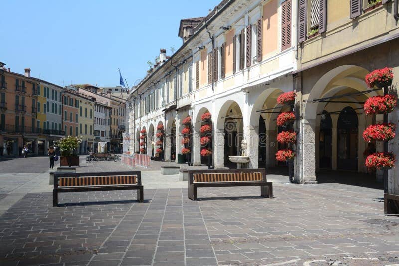 Shopping Arcades