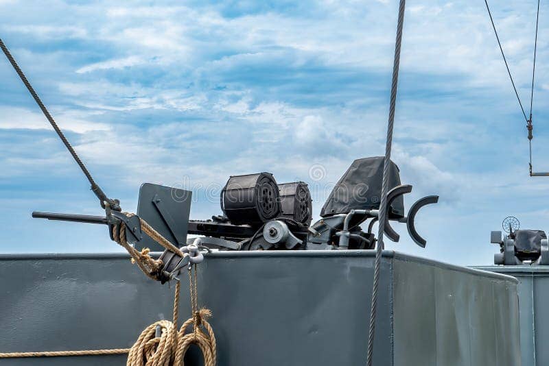 Gun Mounts & Deck