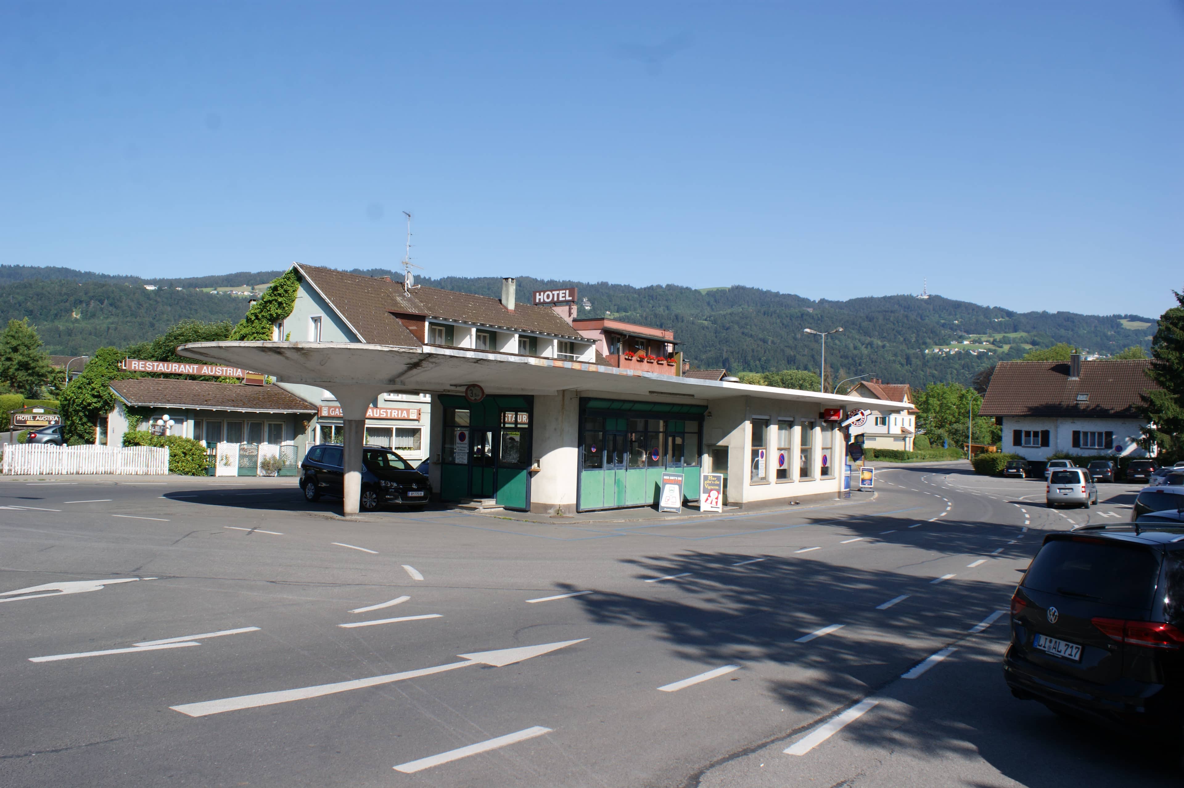 Border Crossing Experience