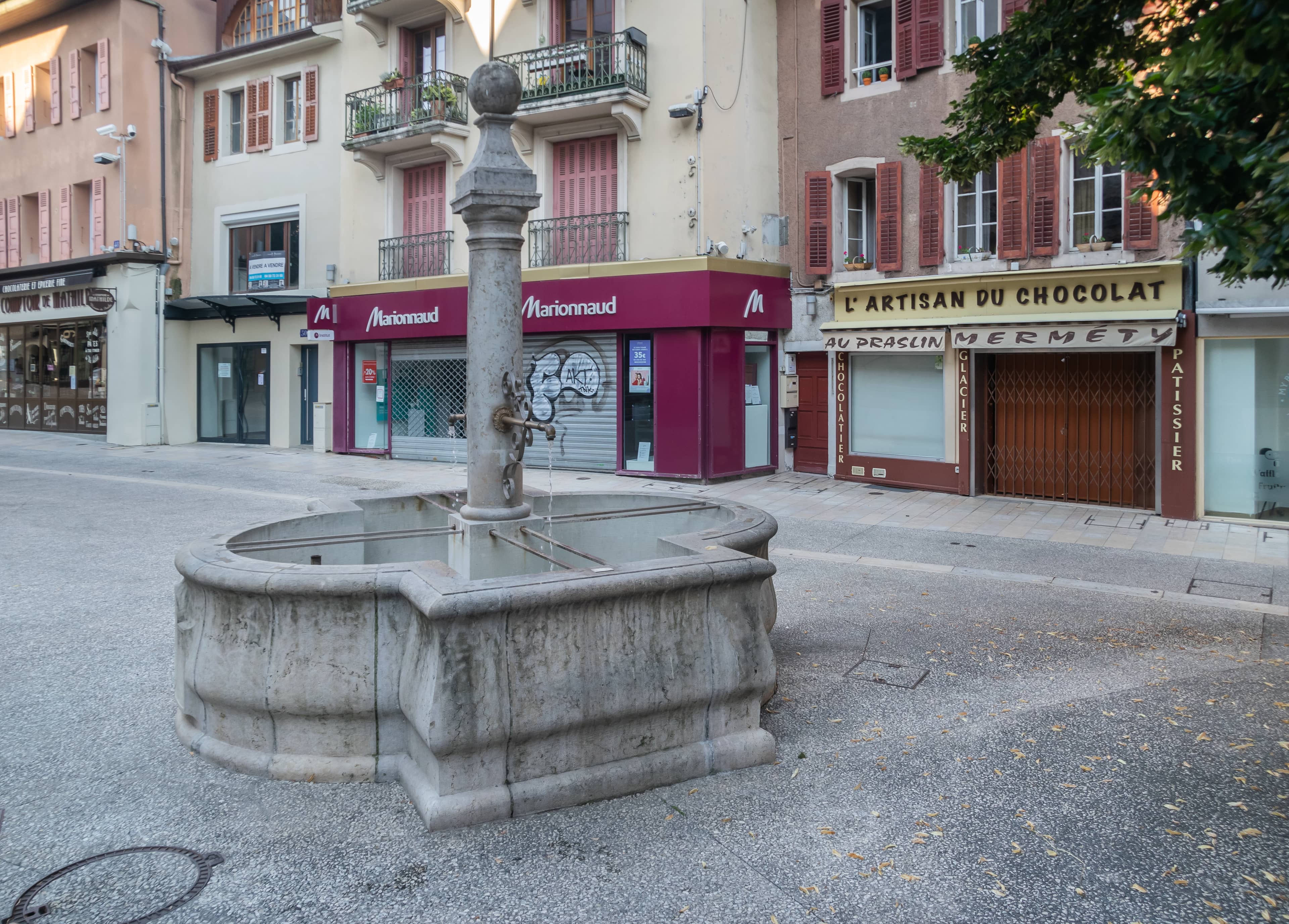 Fountains and Squares