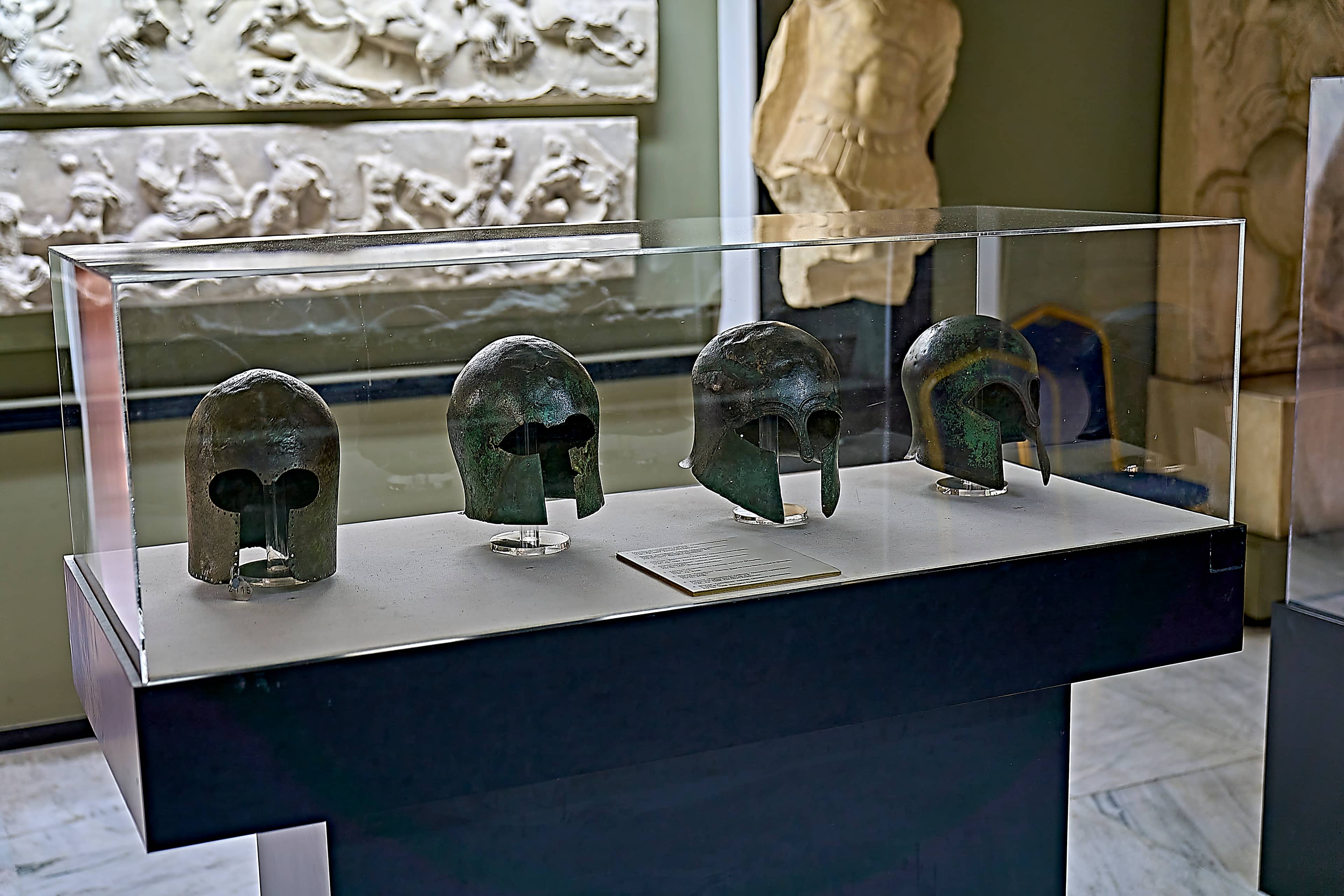 Replicas and Original Artifacts