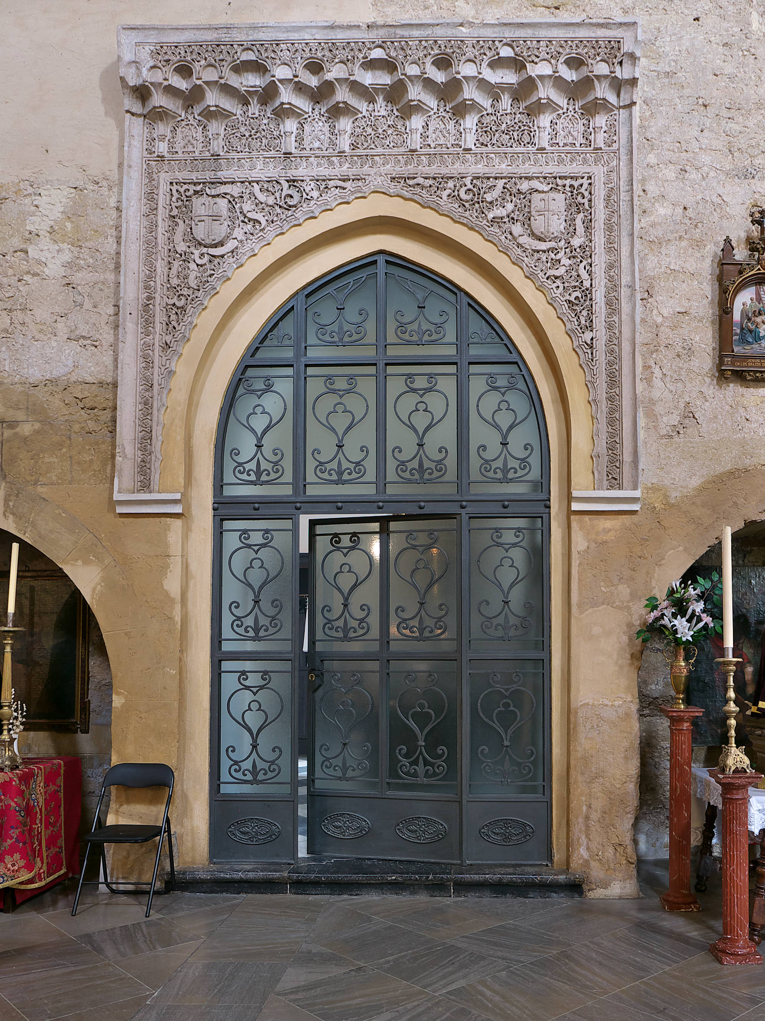 13th-Century Architectural Blend