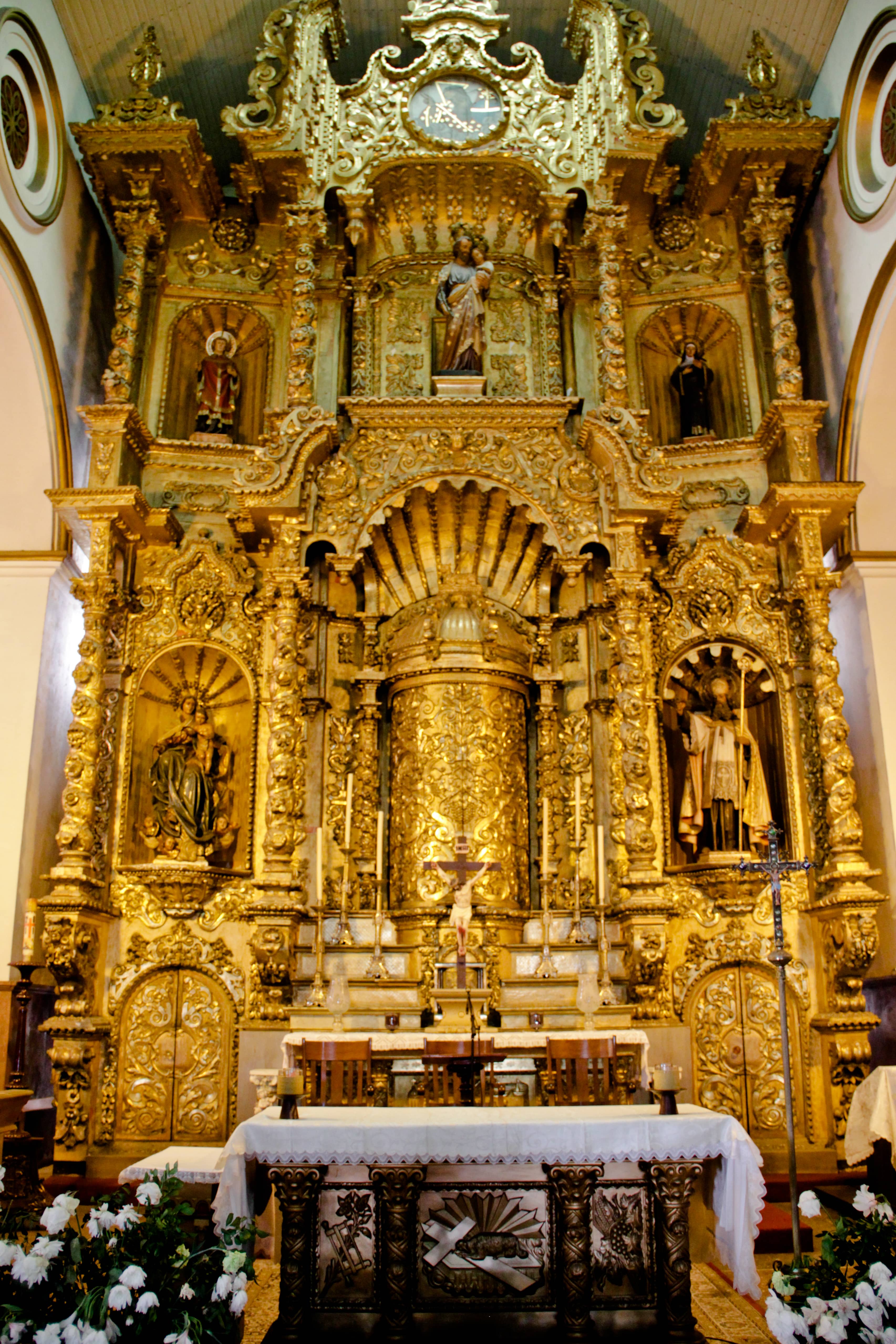 Extraordinary Altar