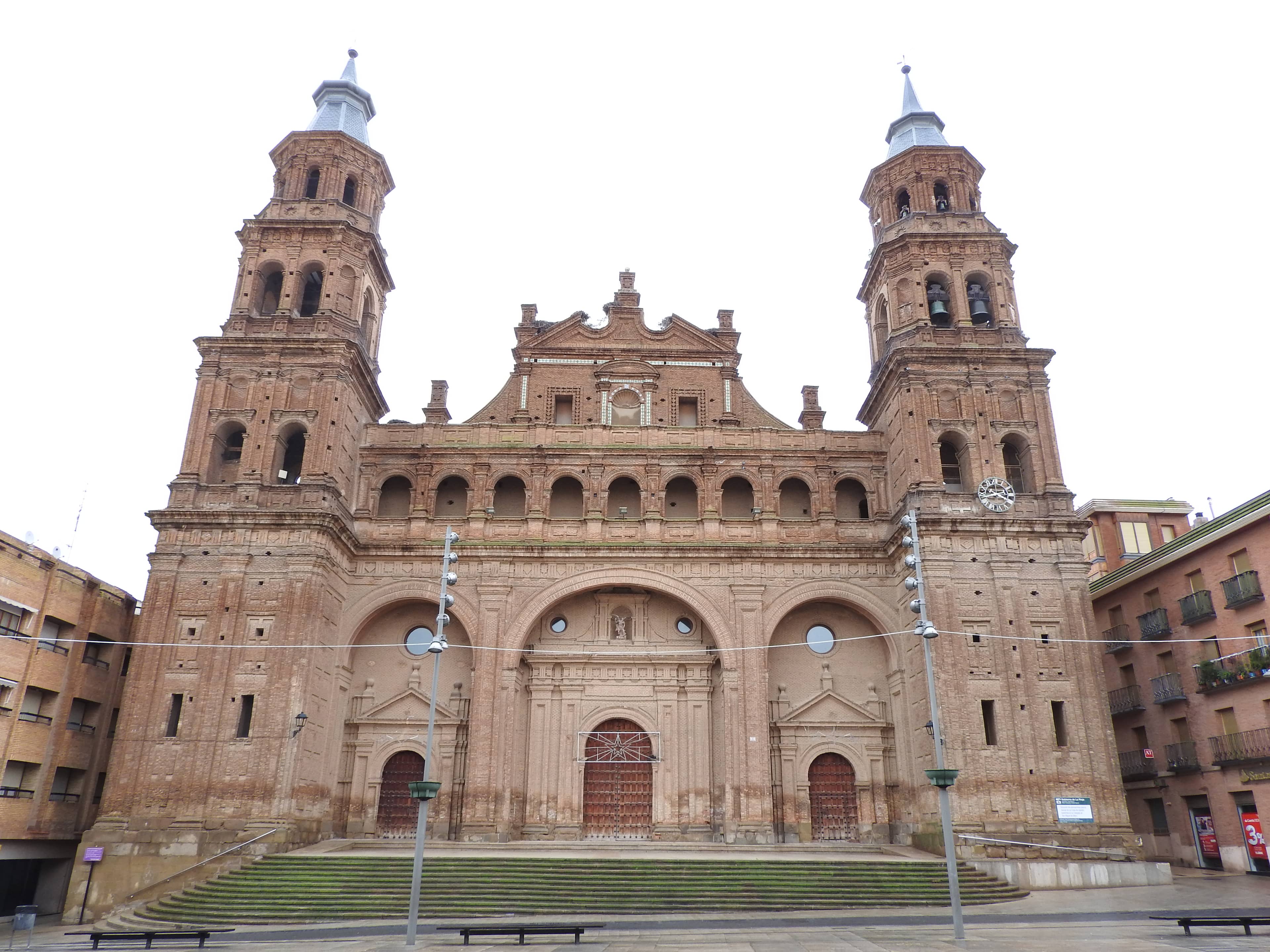 Colegiata de San Miguel