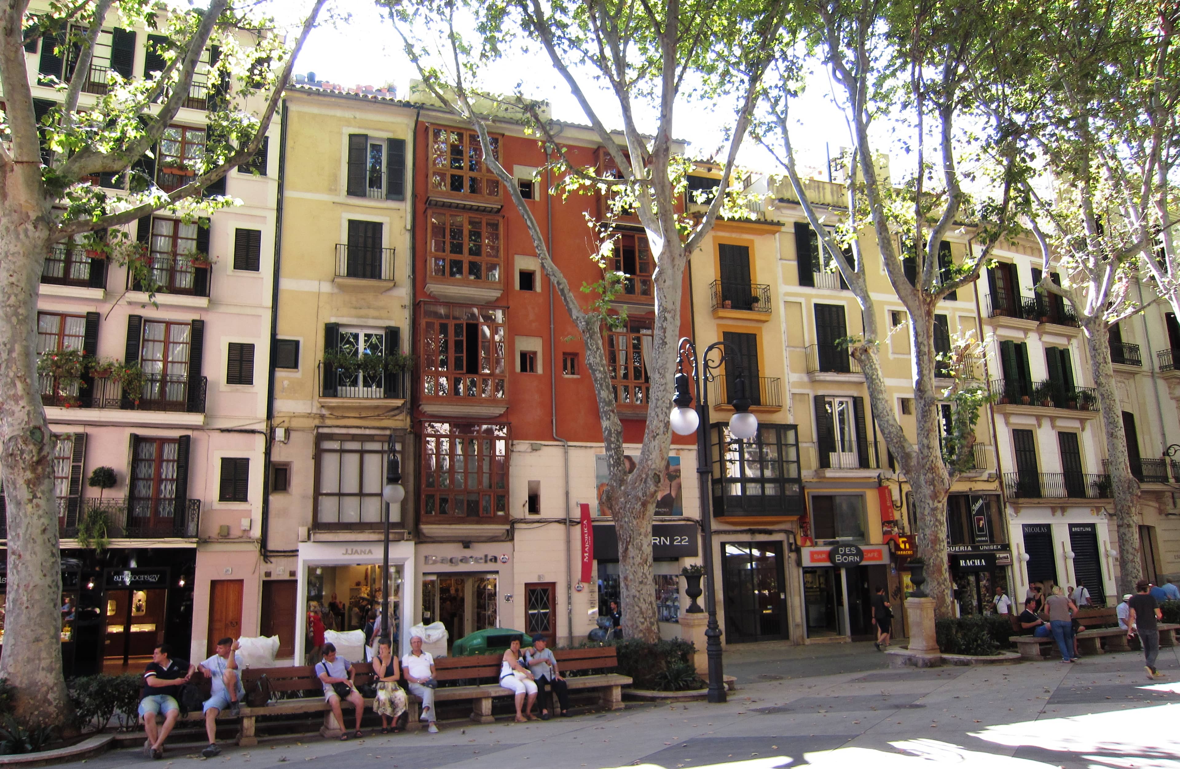 Passeig des Born