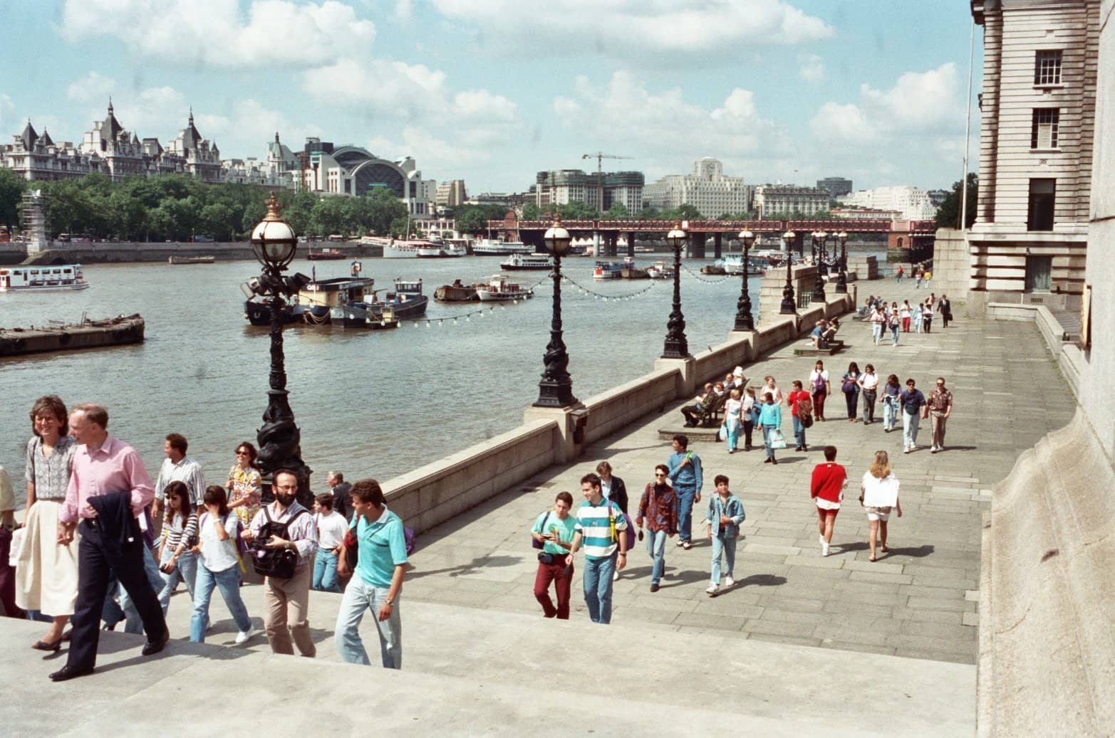 Historic Thames River Walks