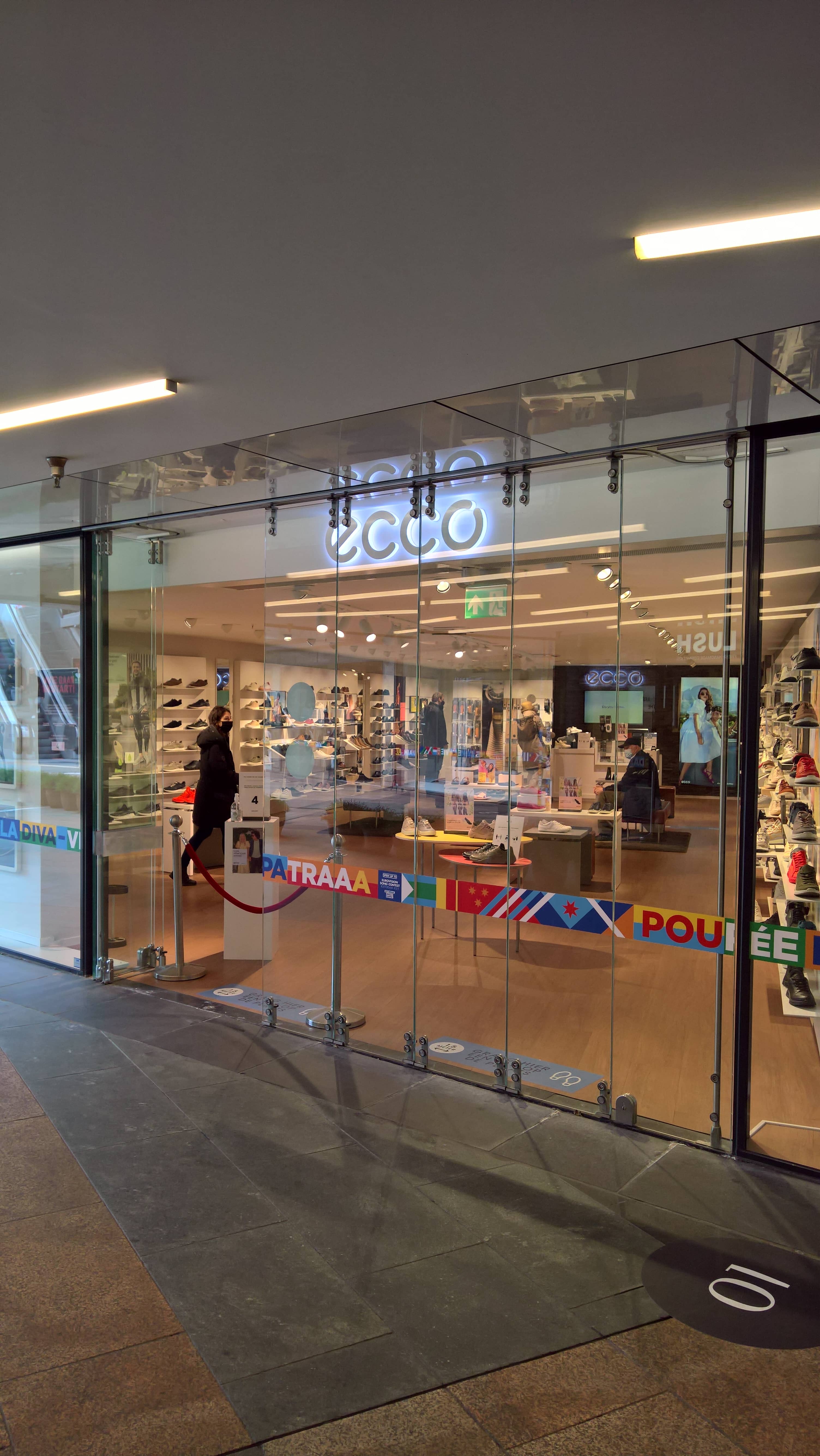 Diverse Retail Therapy