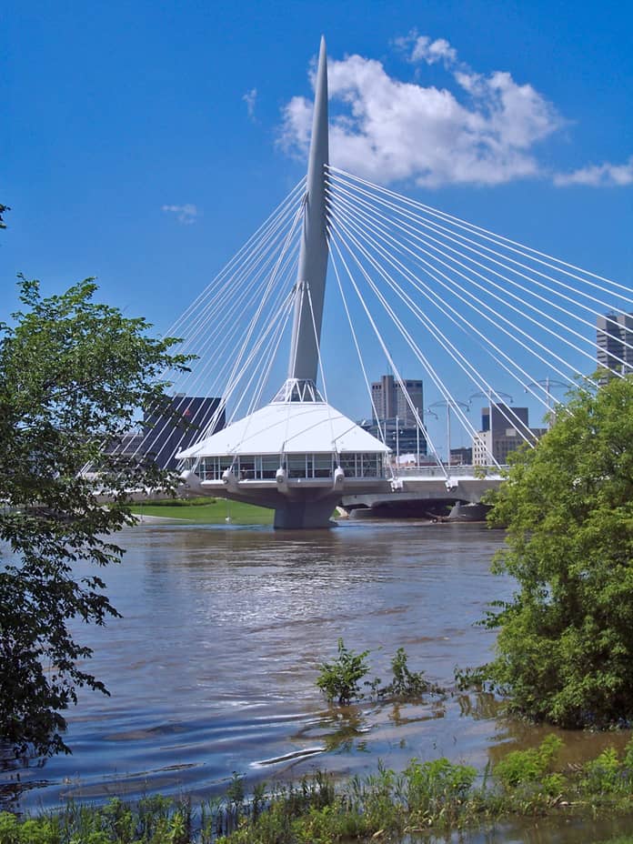 Saint-Boniface Connection