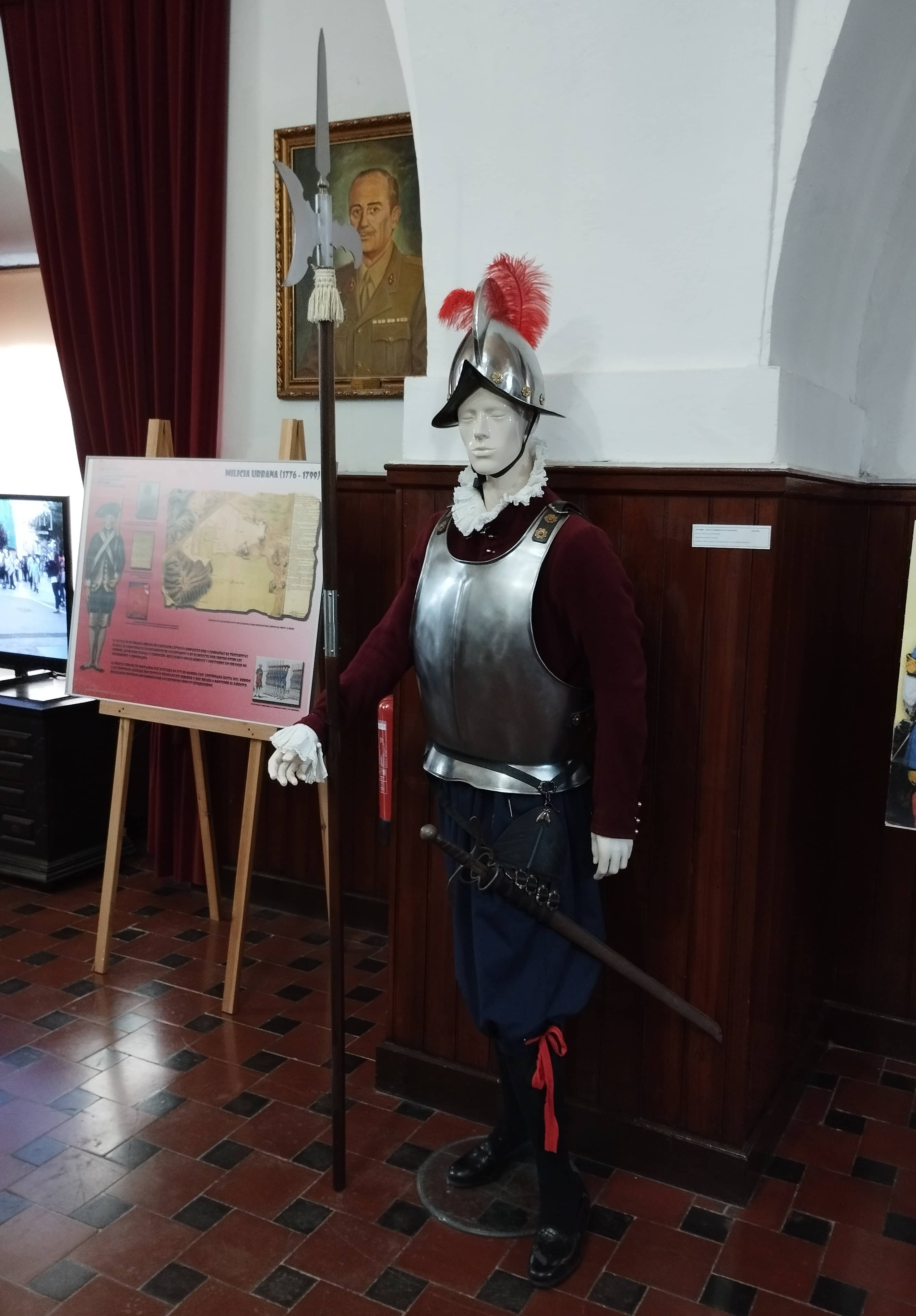 Uniform and Early Weapon Displays