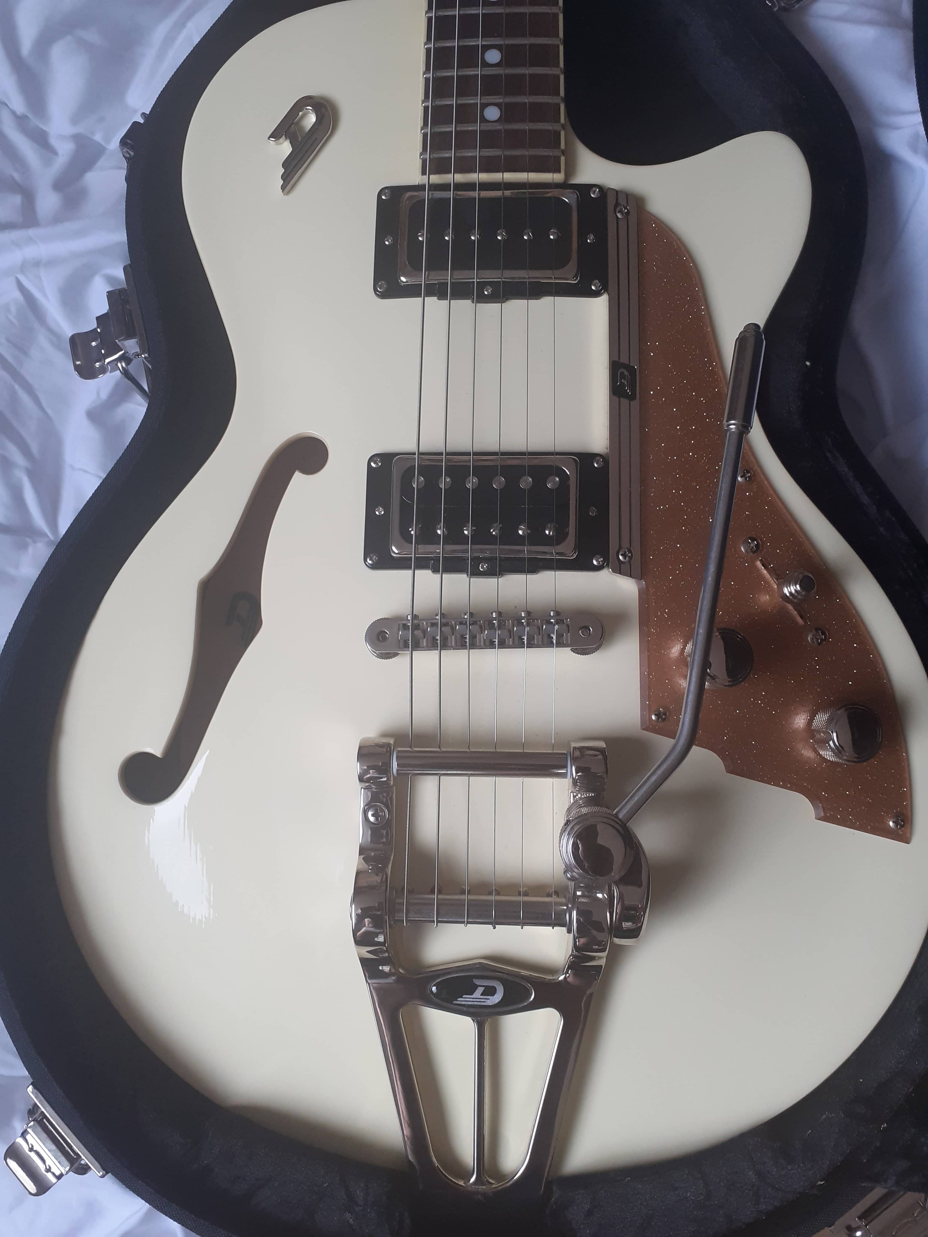 Duesenberg Starplayer TV Guitar