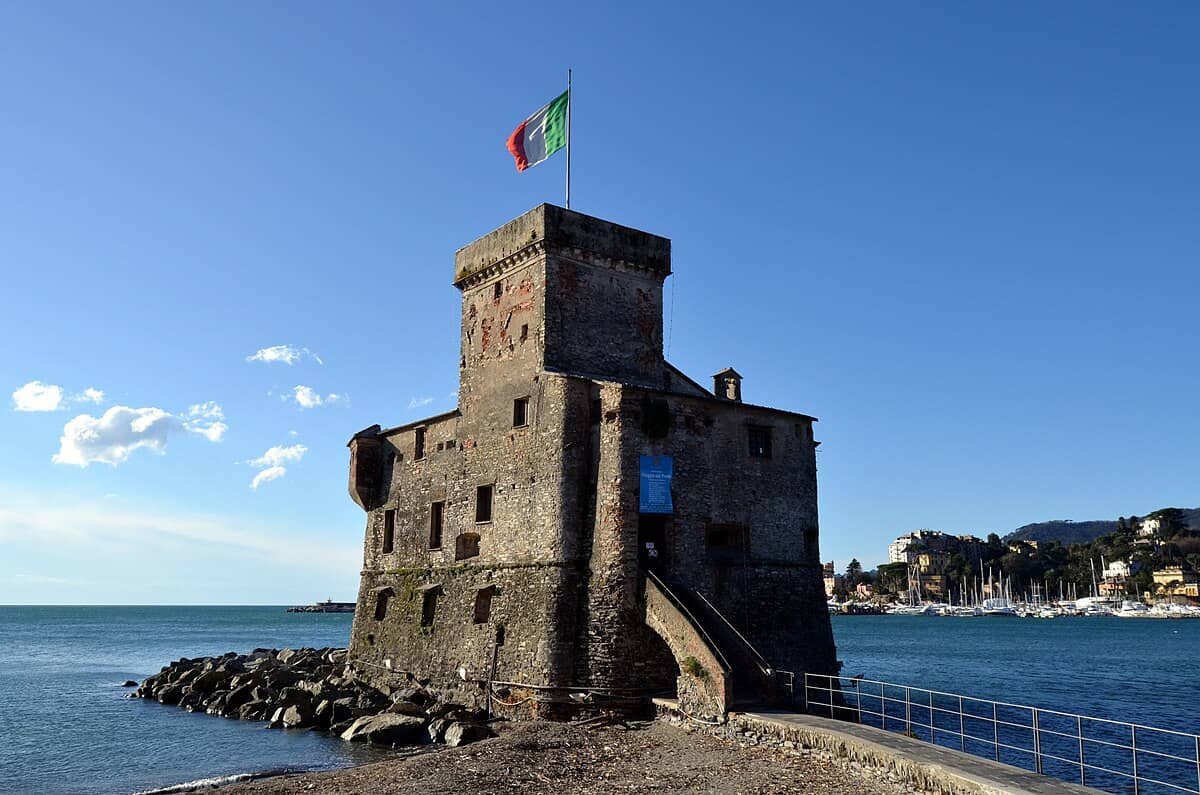 Castello sul Mare