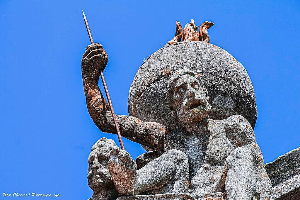 The 'Atlantes' (Giants)