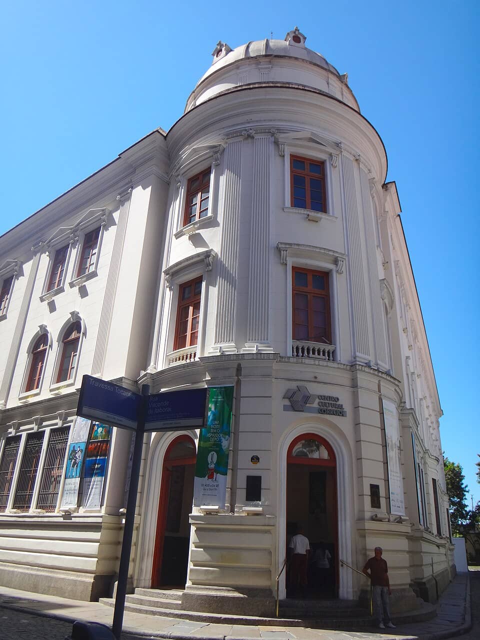 Cultural Hub in Downtown