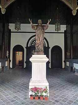 Amazing Statue
