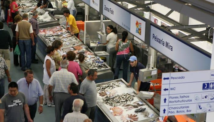 Seafood & Butcher Counters