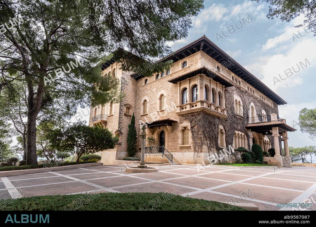 Royal Exterior Views