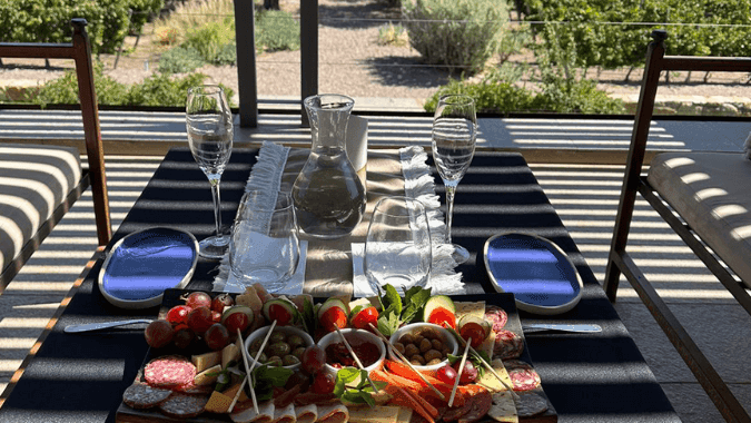 Scenic Picnic Experience