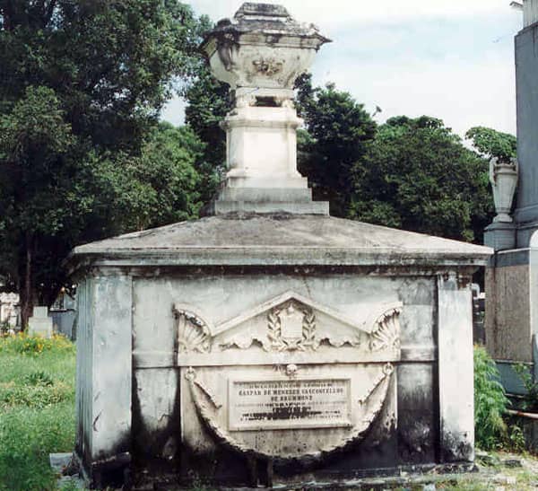 Tombs of Illustrious Figures