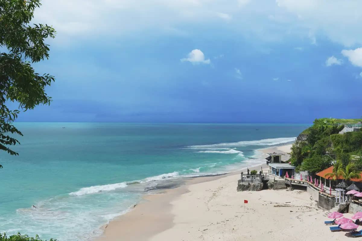 Vibrant Beach Atmosphere