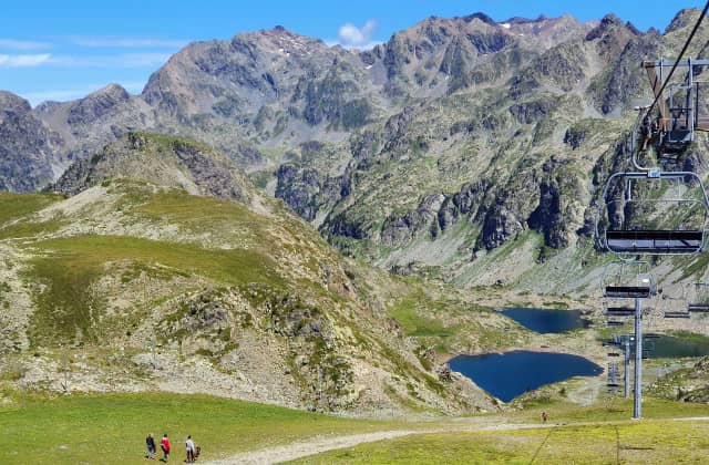 Lacs Robert Hike