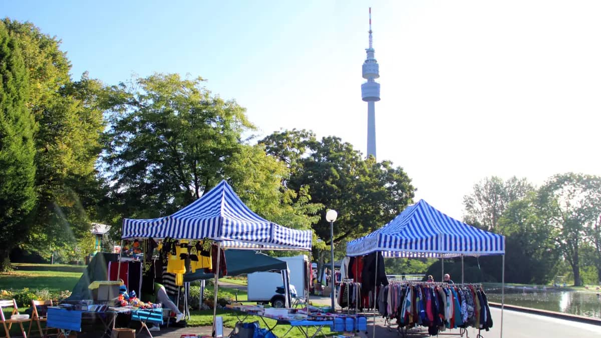 Flohmarkt (Flea Market)