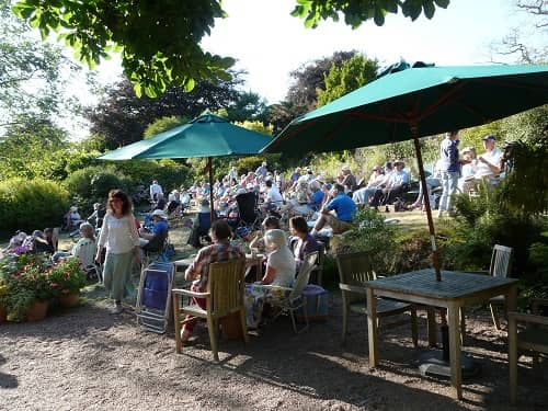 Charming Tea Room