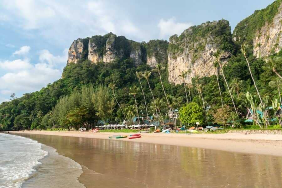 Monkey Trail to Pai Plong Beach