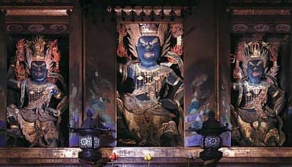 Zao Gongen Statues