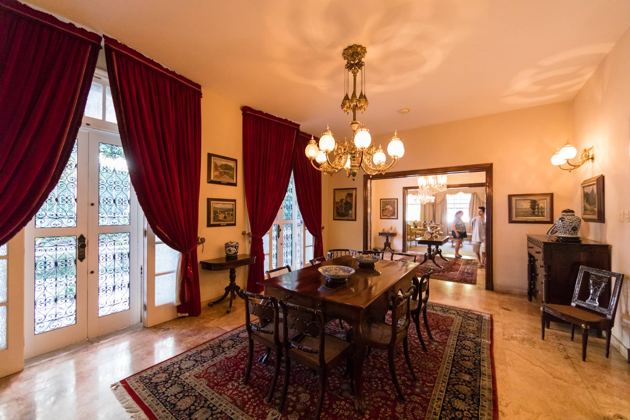 Historic Mansion Ambiance