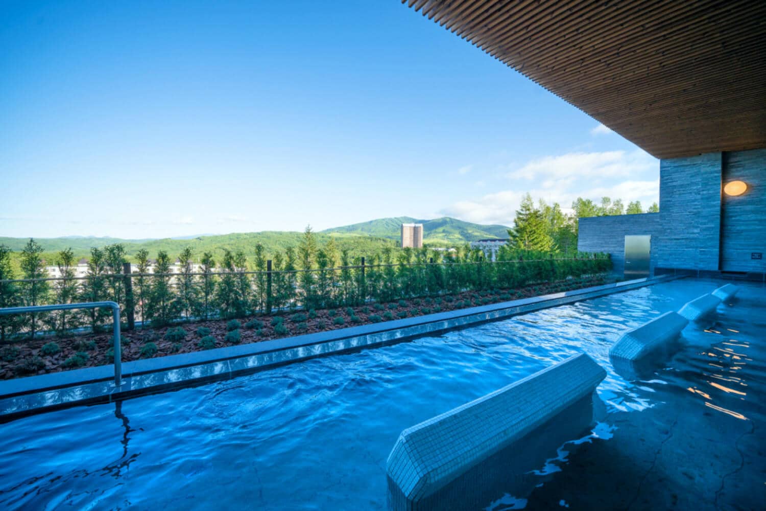 Post-Soak Relaxation Amenities