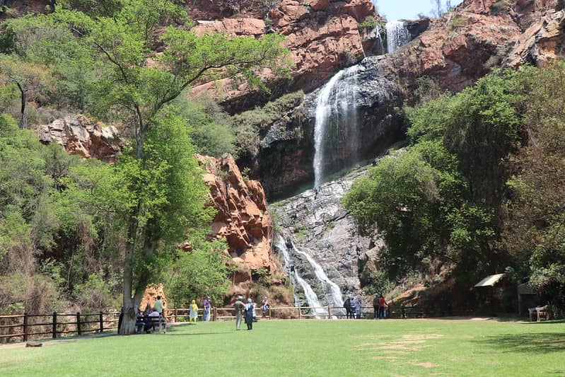 Waterfall & Hiking Trails