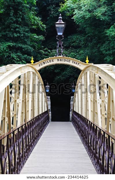 Jubilee Bridge Views