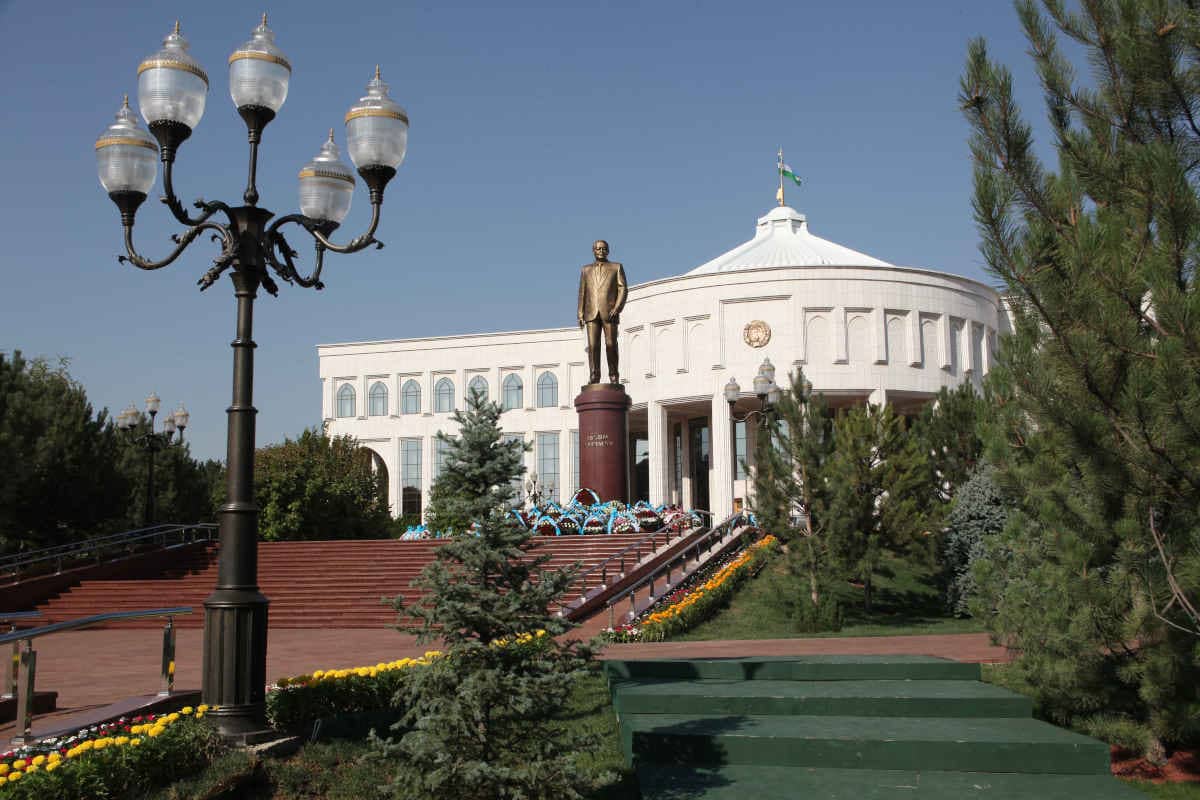 Statue of Islam Karimov