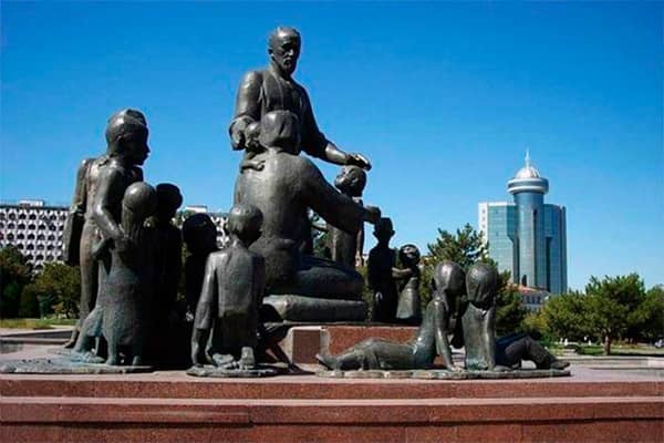 Shamakhmudov Monument