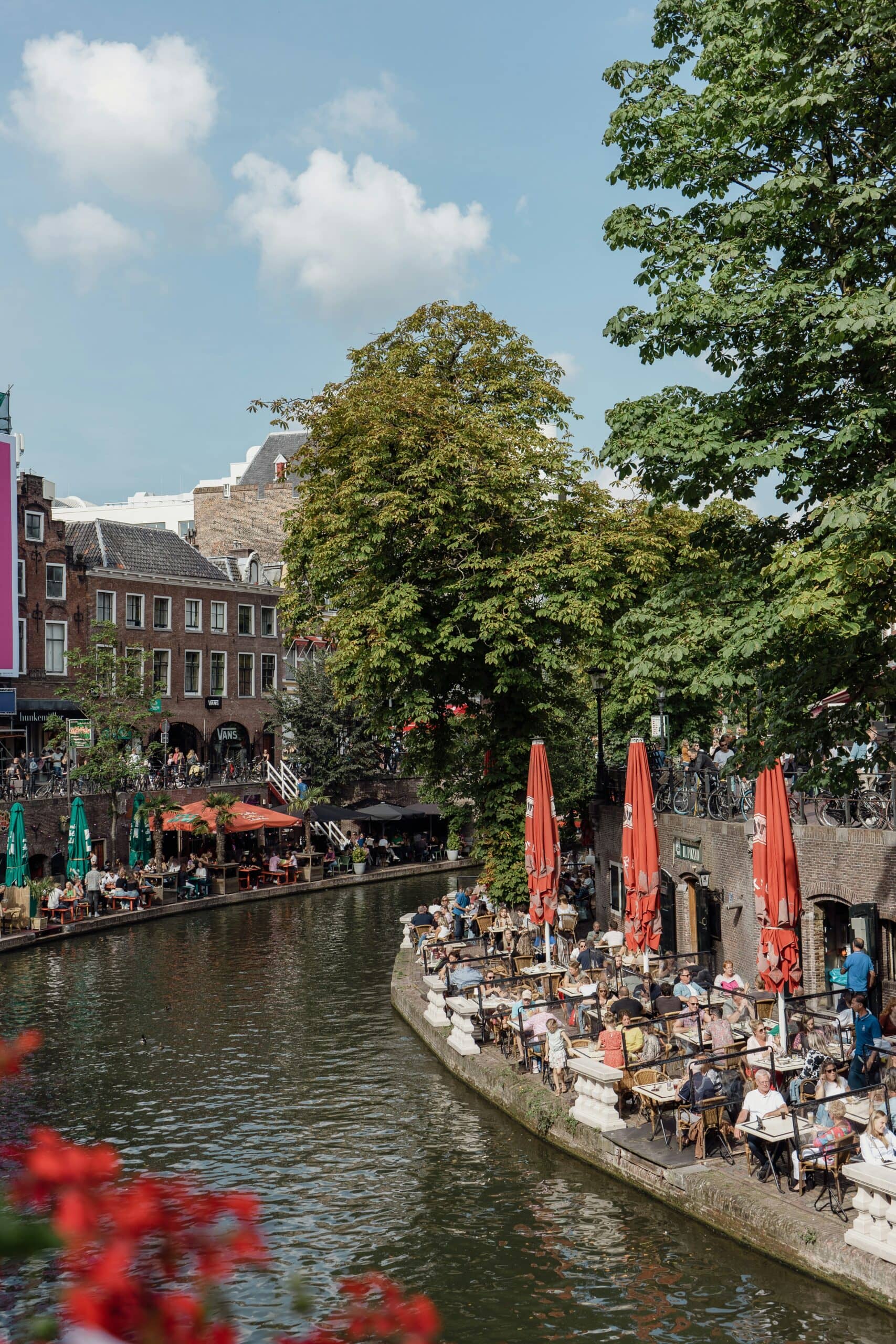 Riverside Cafes and Bars