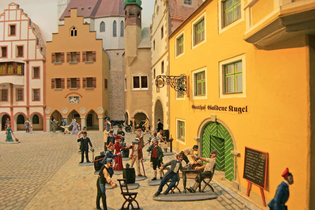 Detailed Dioramas
