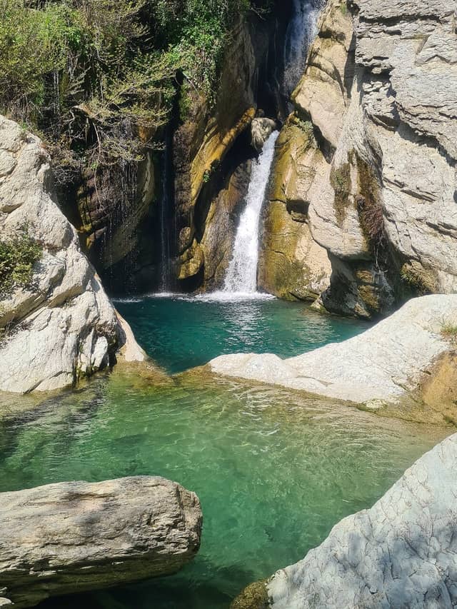 Bogova Bogova Waterfall (2026) – Best of TikTok, Instagram & Reddit Travel Guide